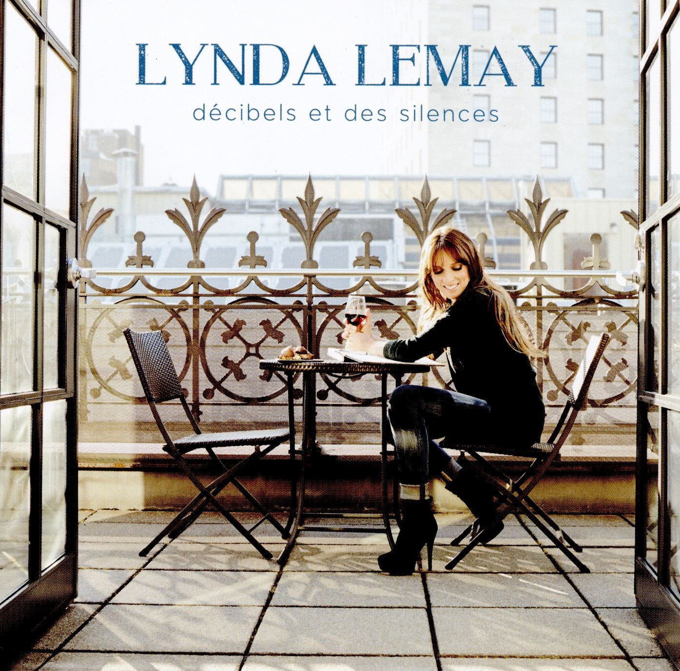 Decibels Et Des Silences