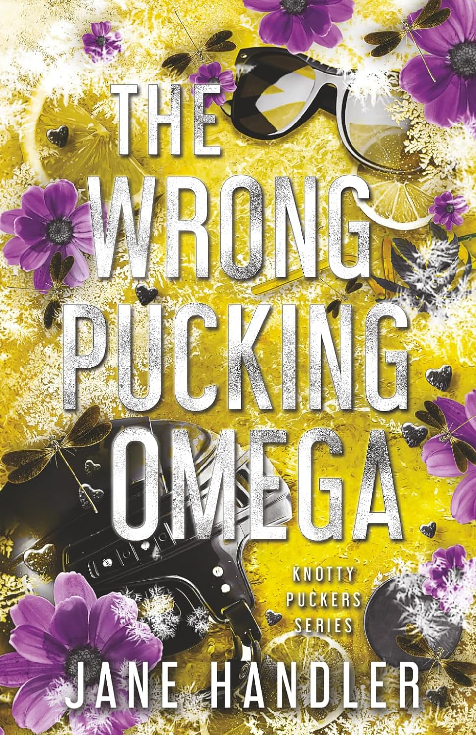 The Wrong Pucking Omega: A Why Choose Omegaverse Hockey Romance (Knotty Puckers)