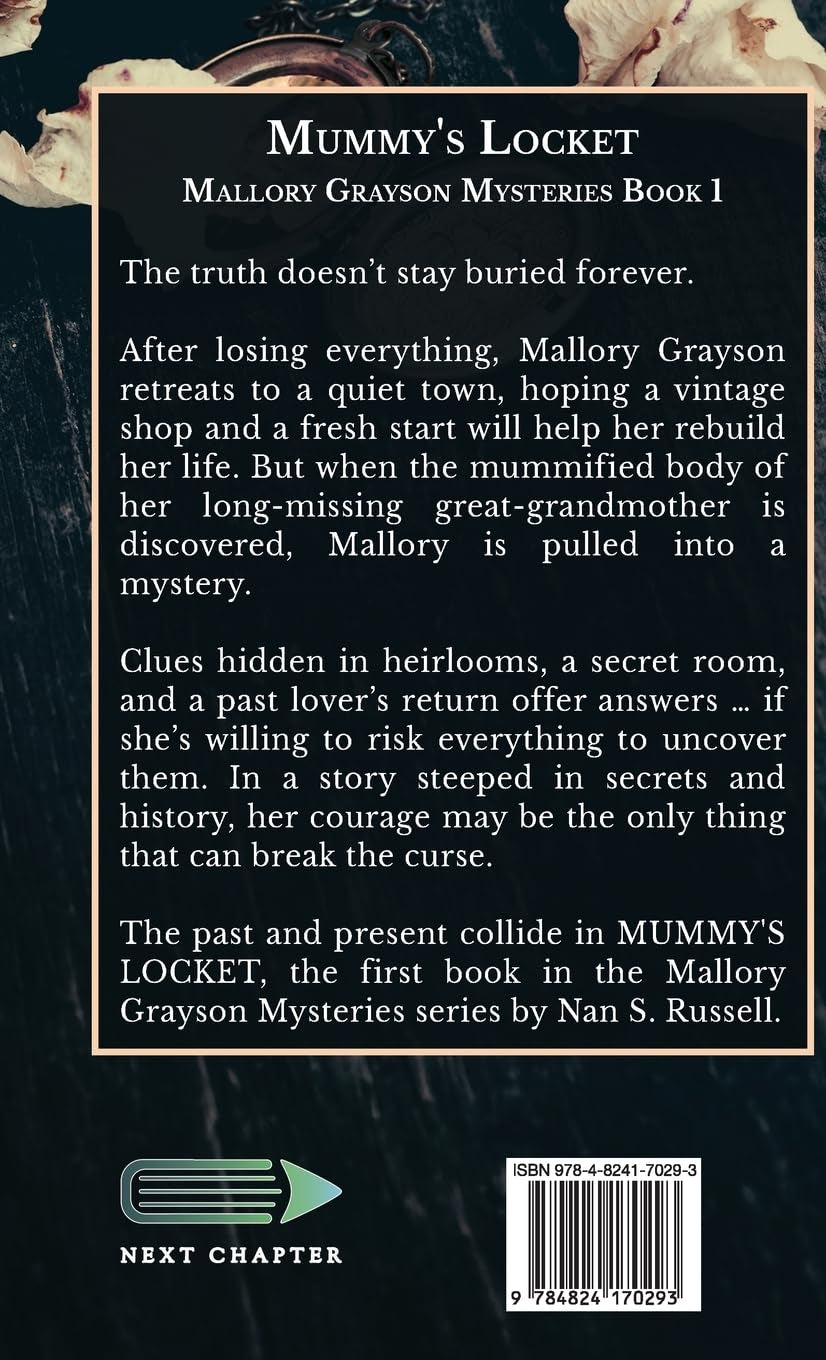 Mummy's Locket (Mallory Grayson Mysteries)