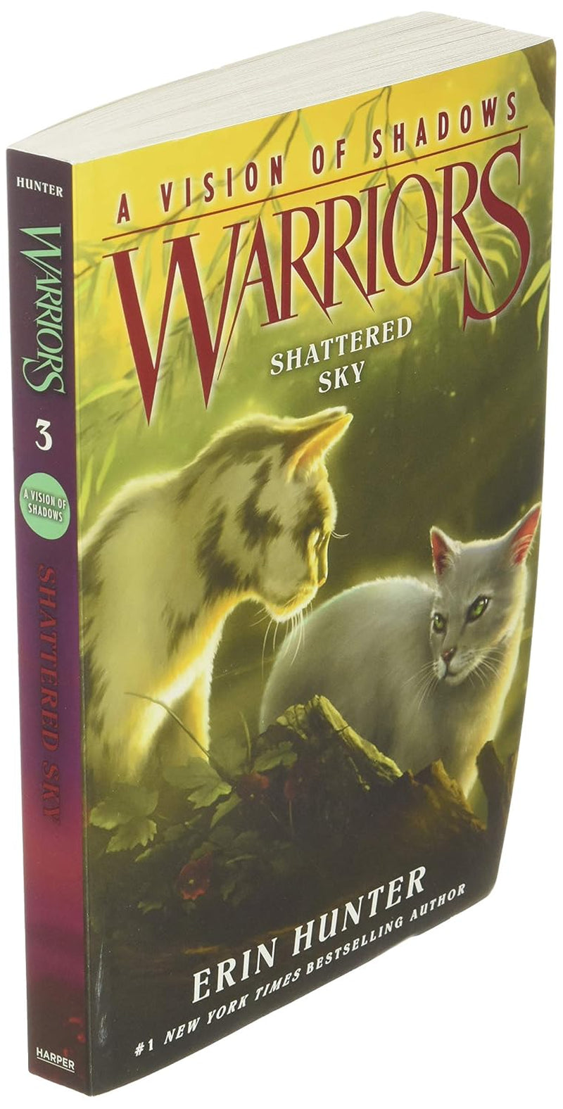 Warriors: A Vision of Shadows #3: Shattered Sky: An Action-Packed Fantasy Novel About Warrior Cats Fighting to Save Their World for Children (Ages 8-12)